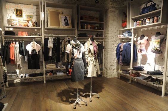 lua cho mau son trung tinh cho thiet ke shop quan ao nho