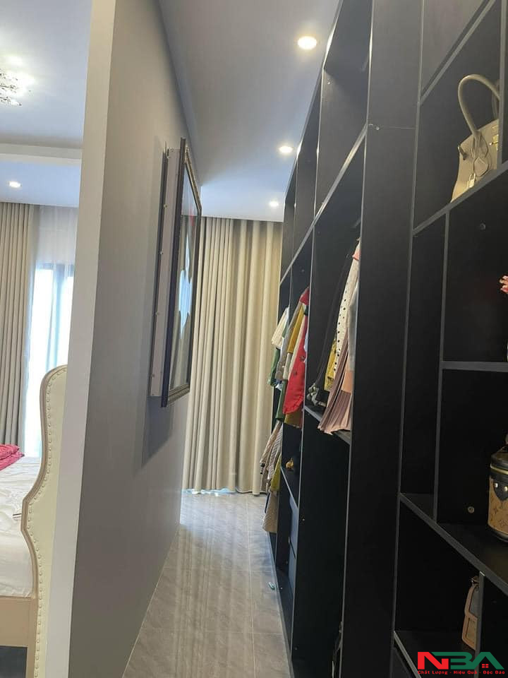 nha ong 3 tang 5x17m 4